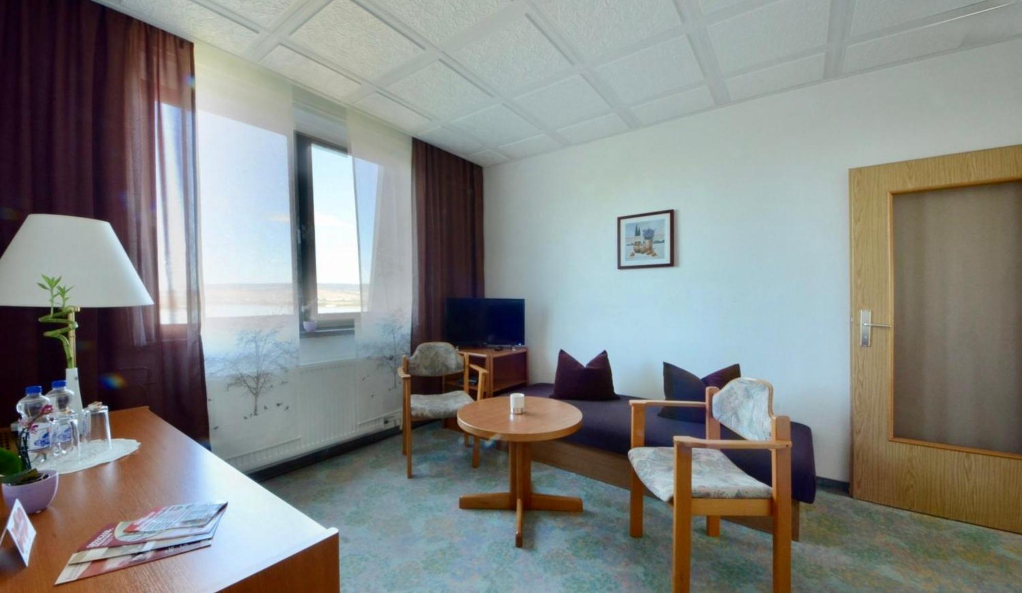 Land-Gut-Hotel Barbarossa Kelbra Exteriör bild