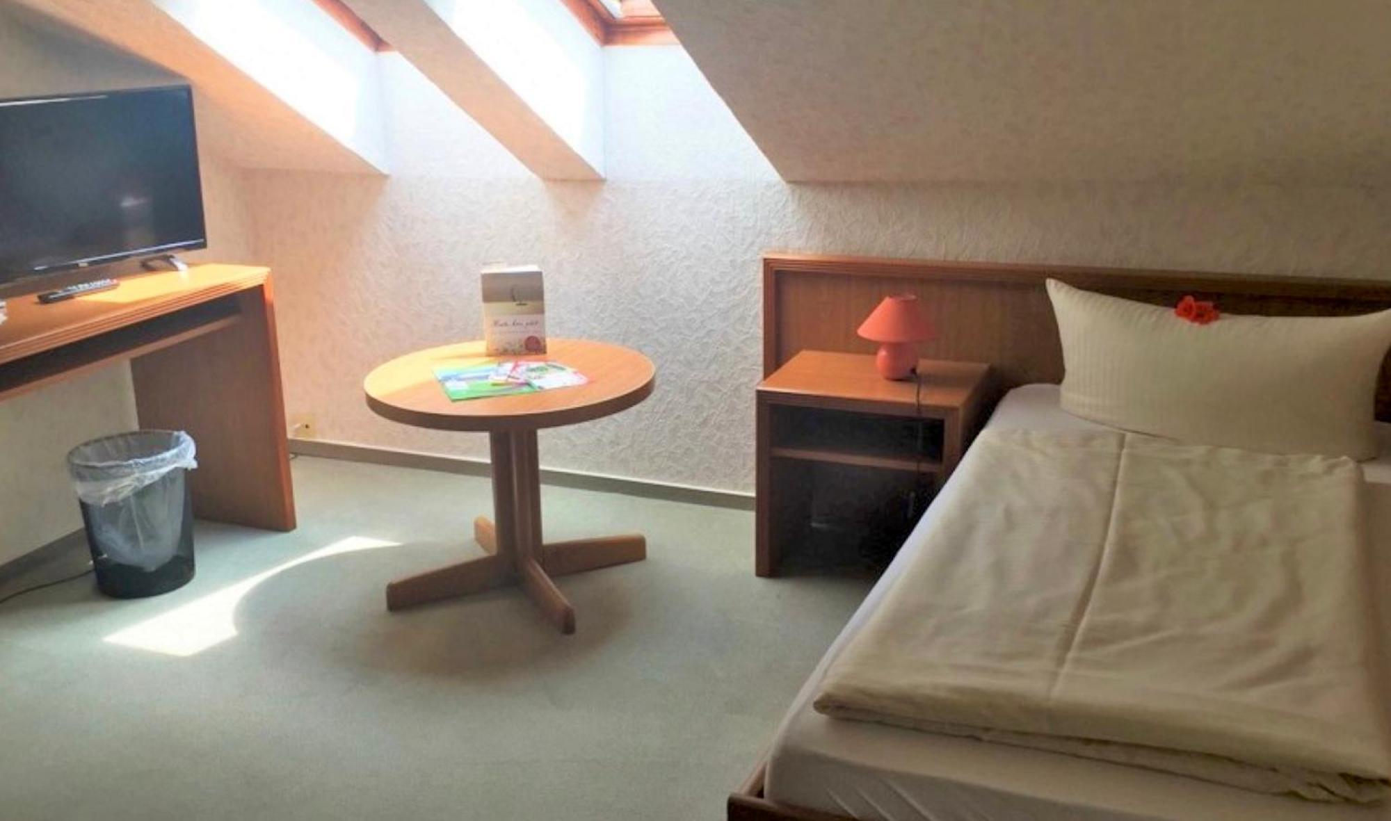 Land-Gut-Hotel Barbarossa Kelbra Exteriör bild