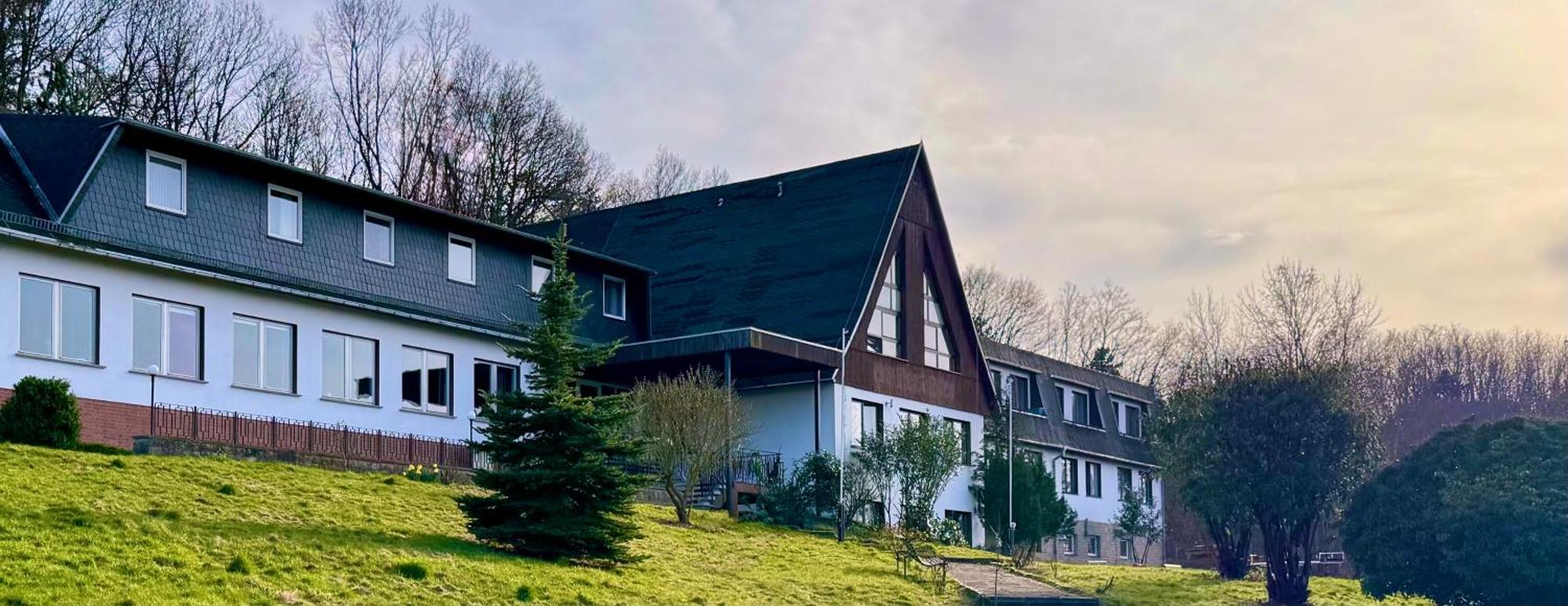 Land-Gut-Hotel Barbarossa Kelbra Exteriör bild